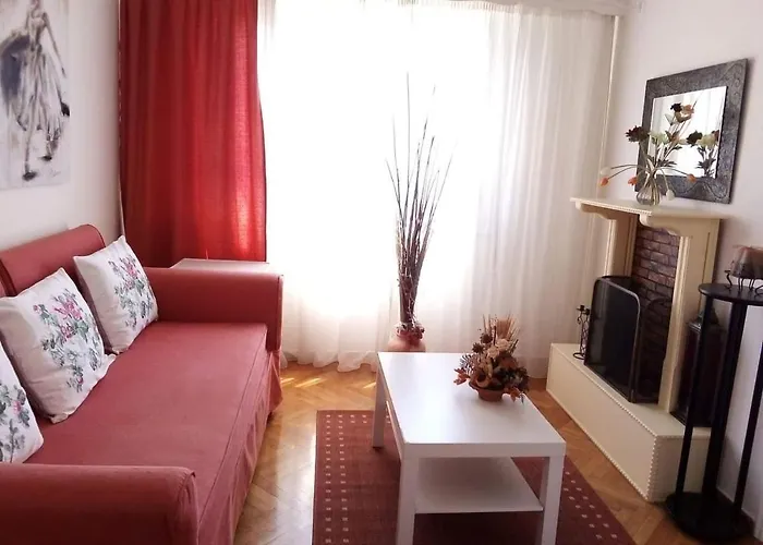 Sylvia\' S Apartments