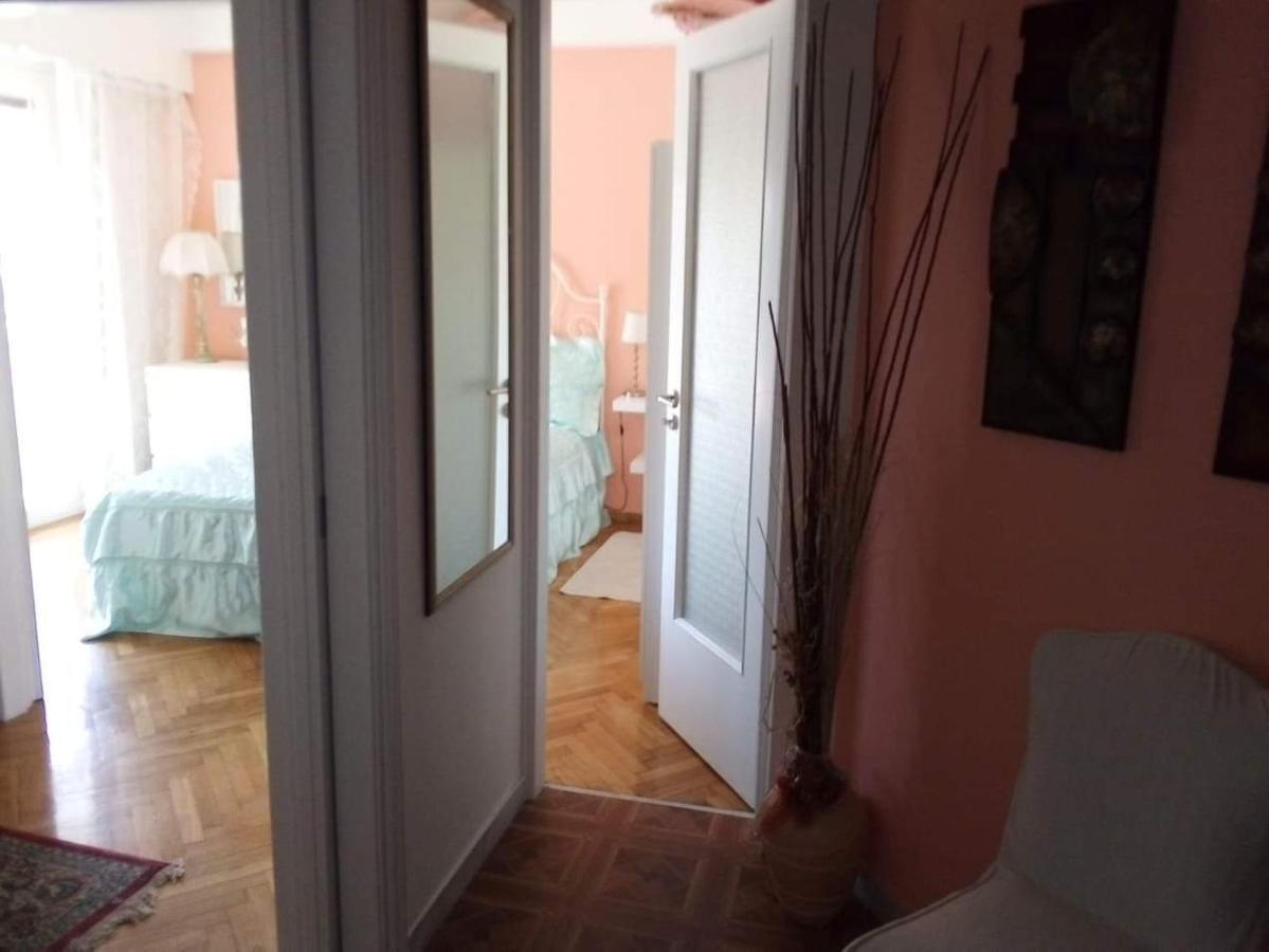 Sylvia' S Apartment Athens