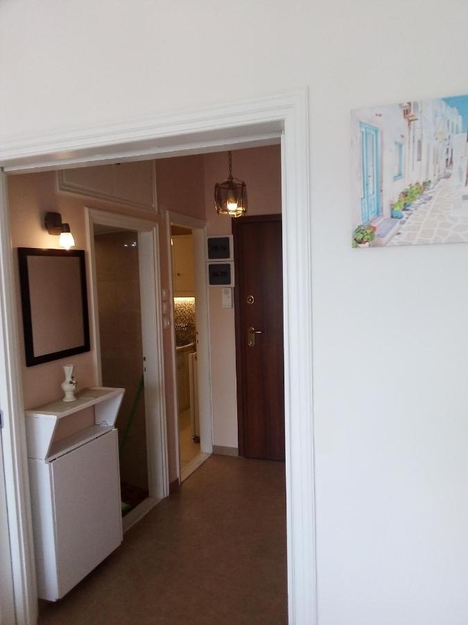 Sylvia' S Apartment *
